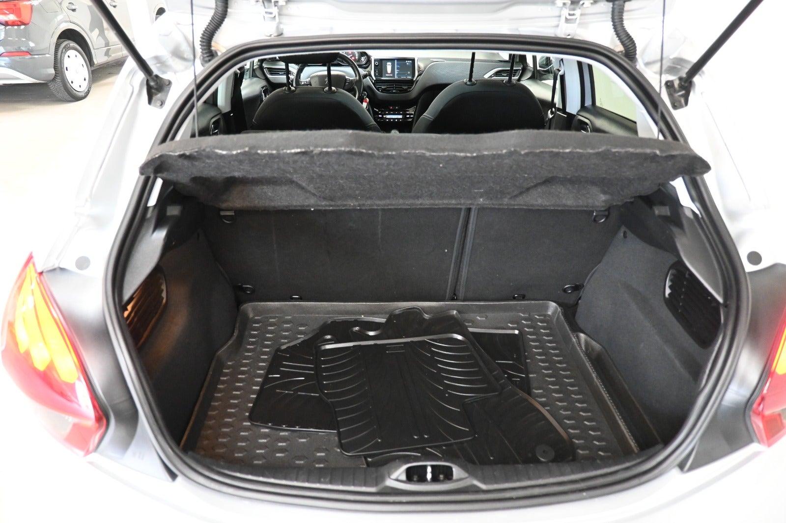 Peugeot 208 BlueHDi 100 Allure Sky