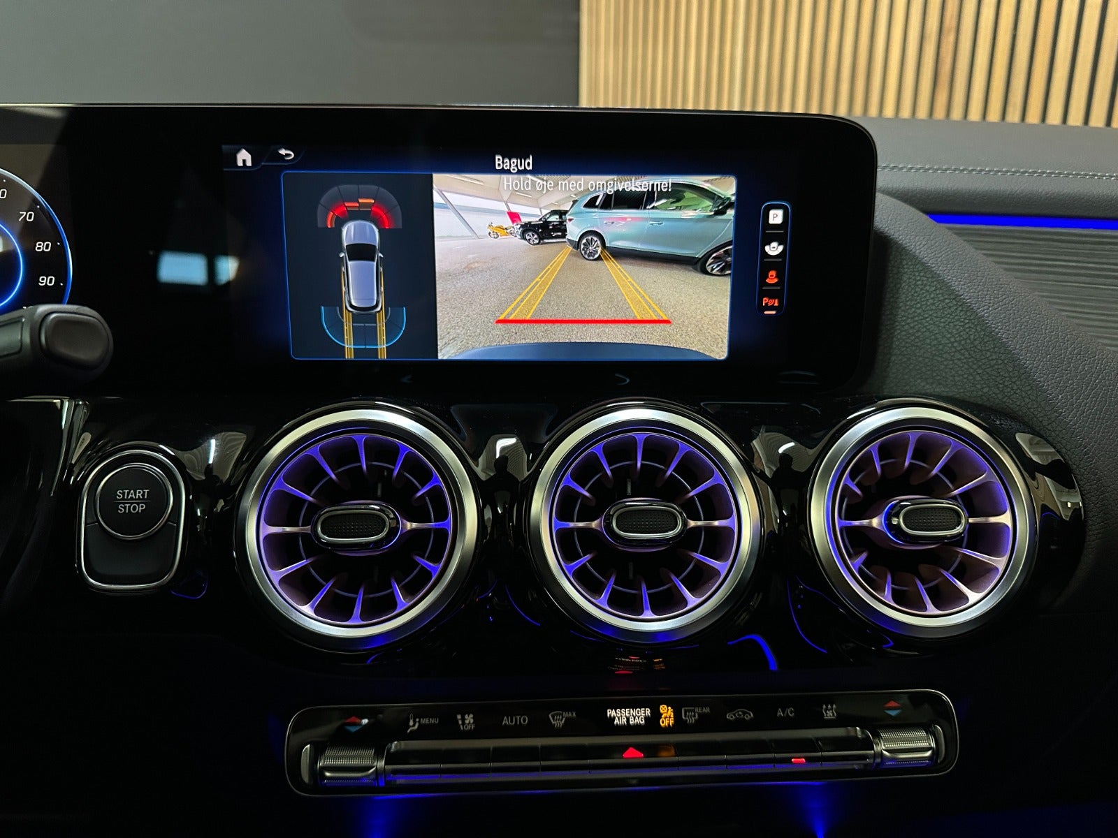 Billede af Mercedes EQA300  4Matic