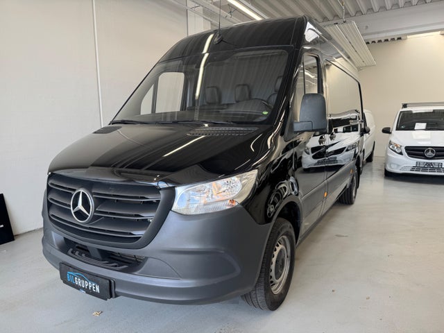 Mercedes Sprinter 317 2,0 CDi A2 Kassevogn RWD