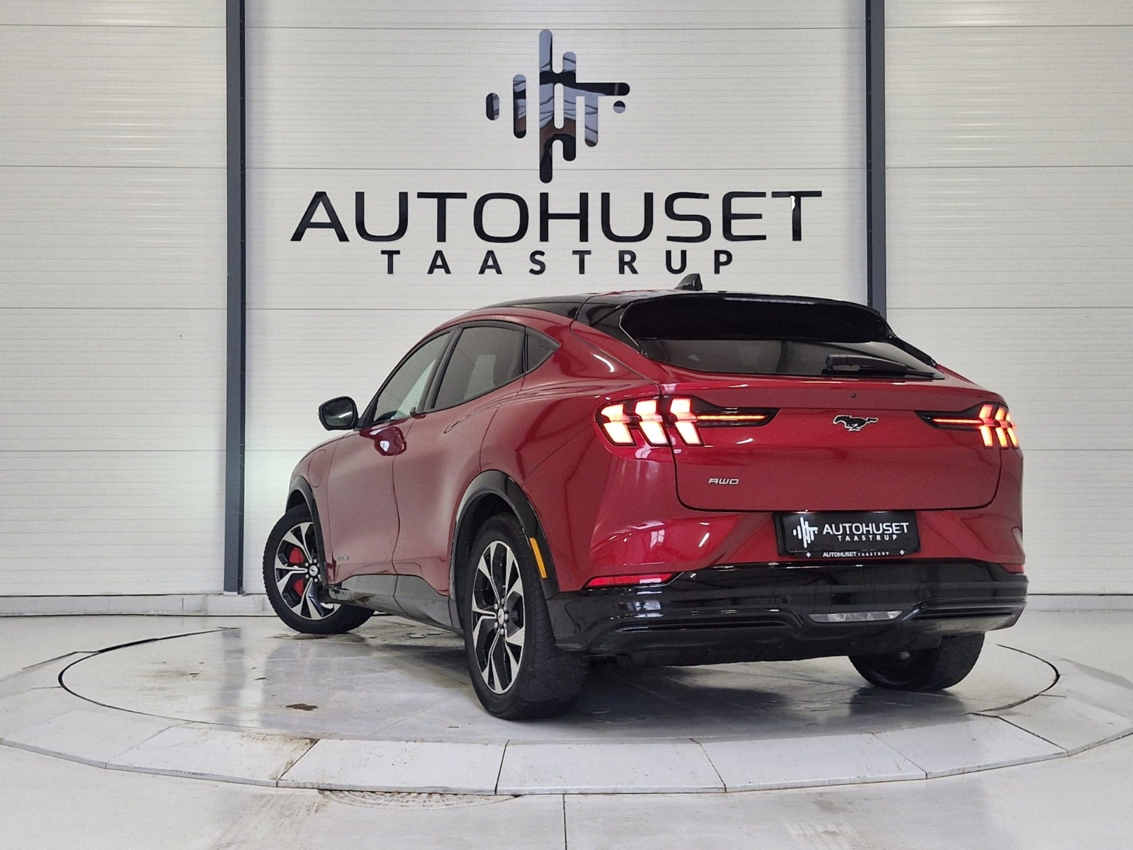 Billede af Ford Mustang Mach-E 75 Premium Standard Range AWD