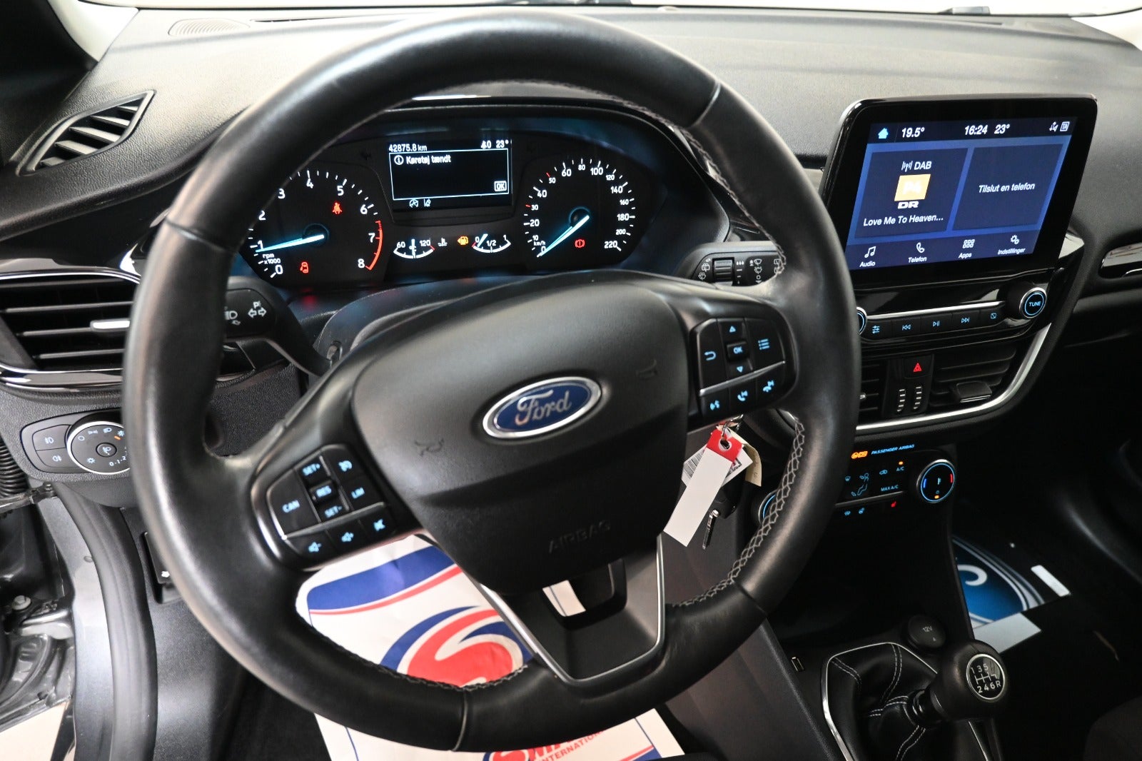 Ford Fiesta EcoBoost mHEV Titanium