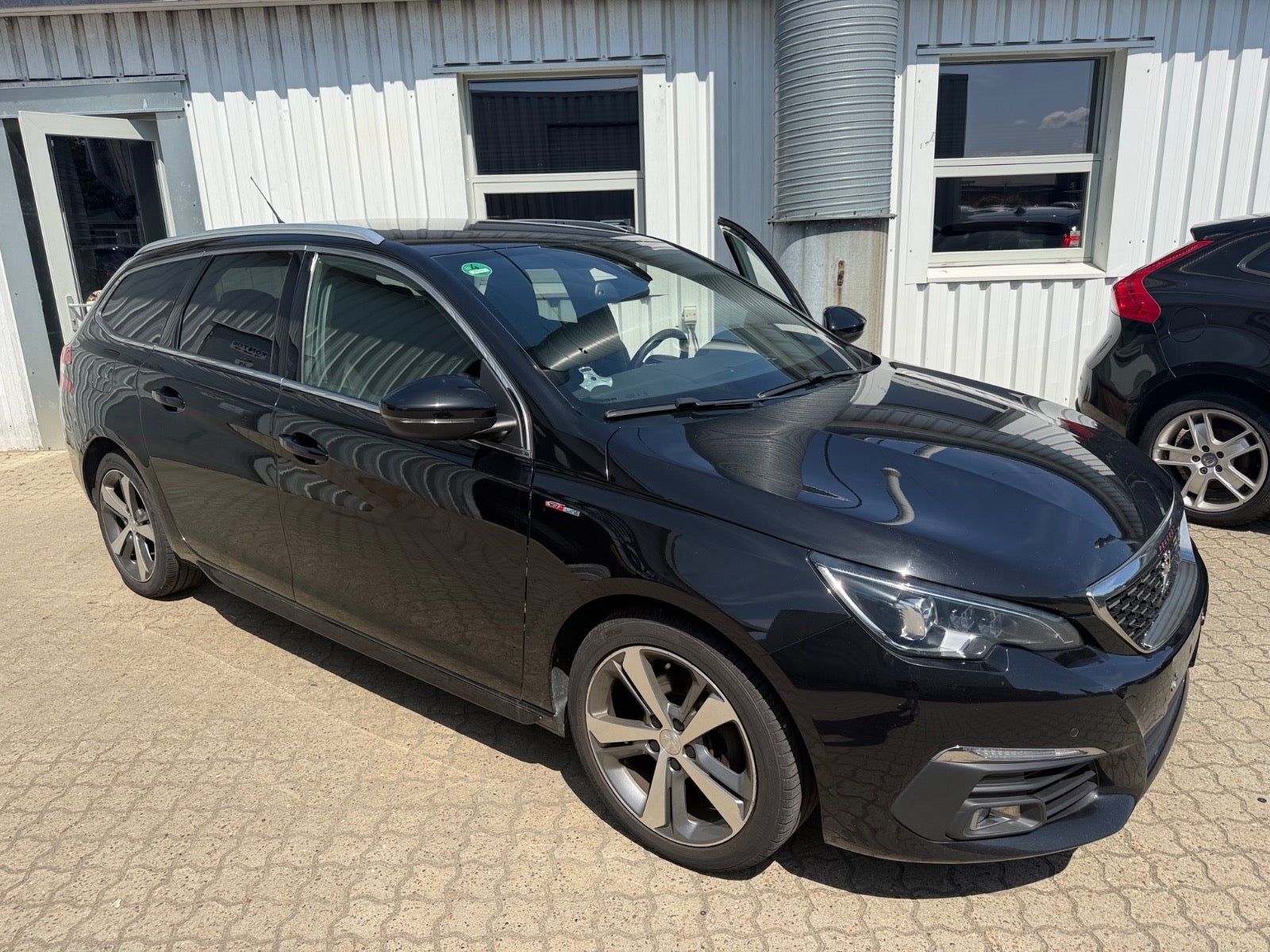 Peugeot 308 BlueHDi 120 GT Line SW EAT6 - billede 2