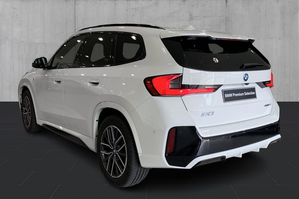 BMW iX1 xDrive30 M-Sport 2024