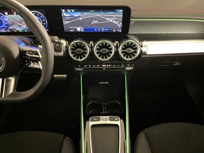 Mercedes EQB250+ AMG Line Van