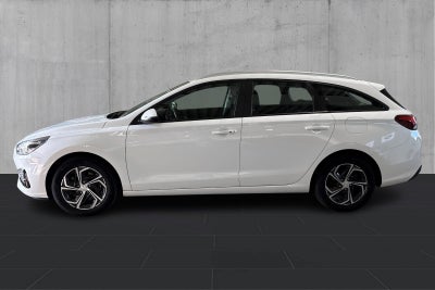 Hyundai i30 T-GDi Essential stc. - 1