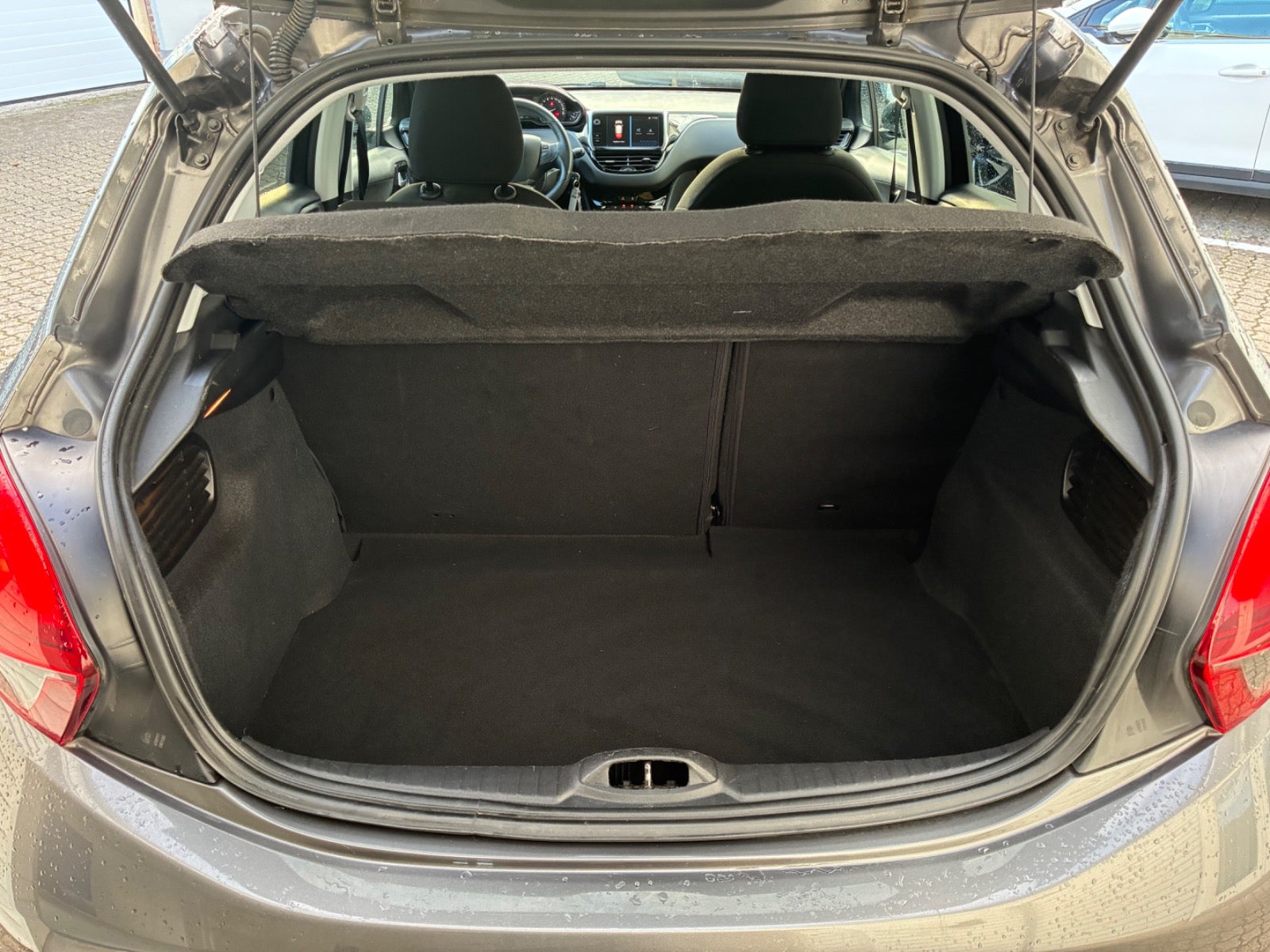 Billede af Peugeot 208 1,2 VTi 82 Strike