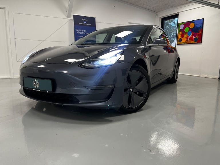 Tesla Model 3 Long Range AWD