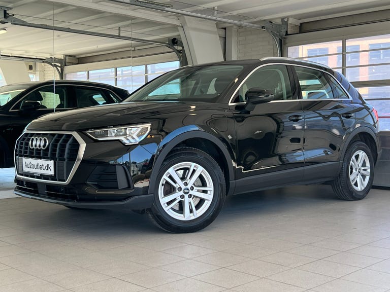 Audi Q3 TFSi e Attitude plus S-tr.