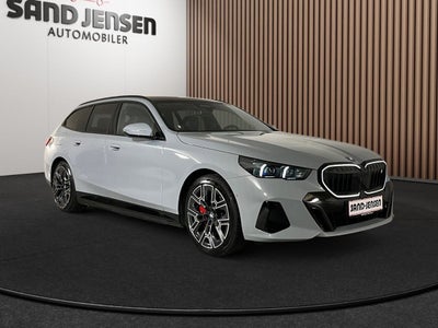 BMW i5 eDrive40 Touring Fully Charged M-Sport Van