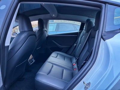 Tesla Model 3 RWD