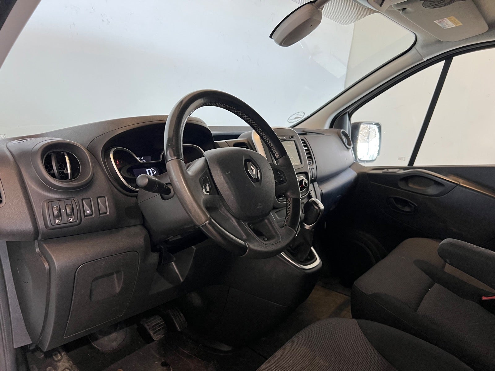 Renault Trafic T29 dCi 145 L2H1 EDC