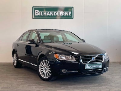 Volvo S80 2,5 T Momentum aut. 4d