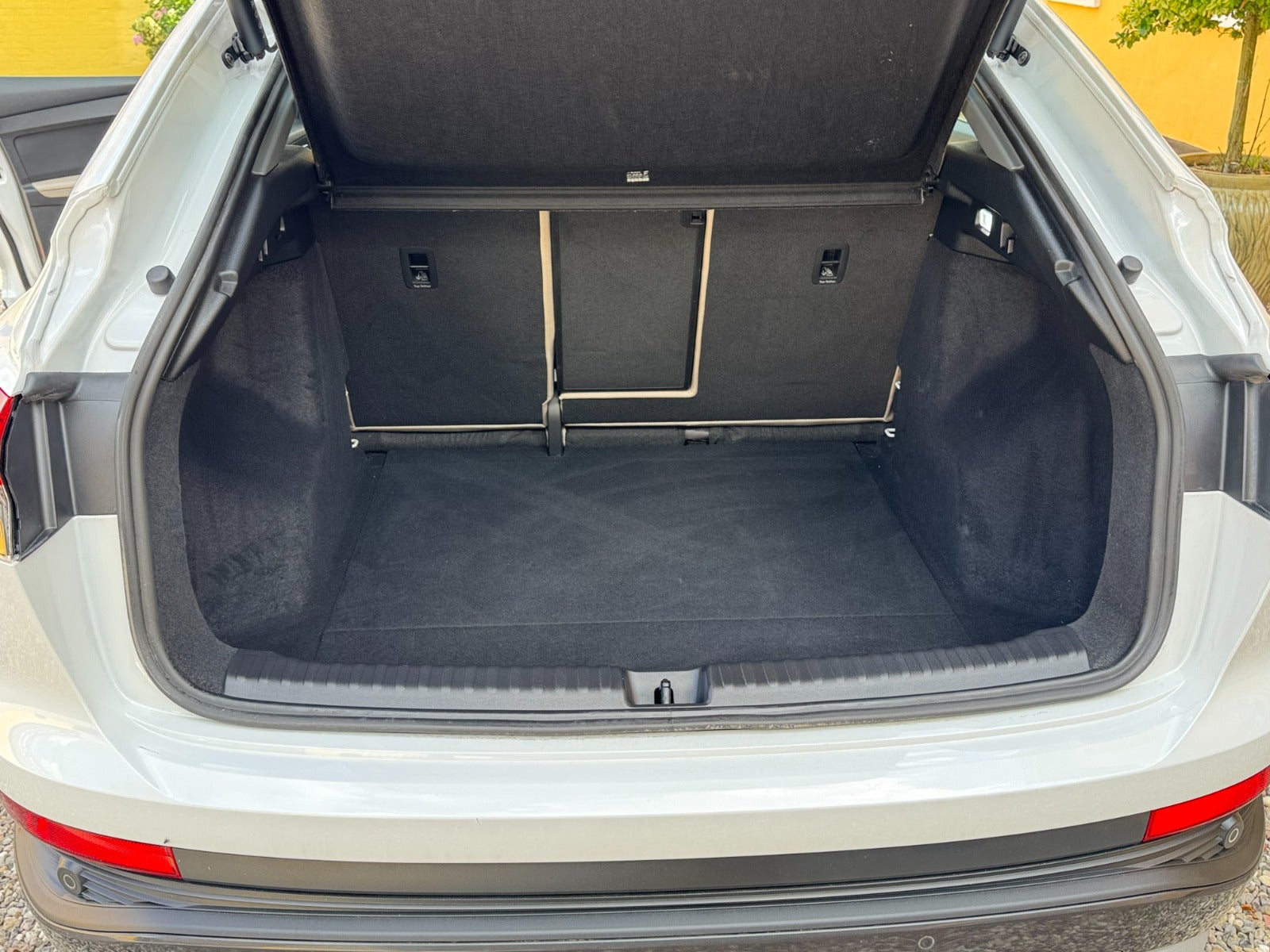 Billede af Audi Q4 e-tron 40 Advanced Sportback