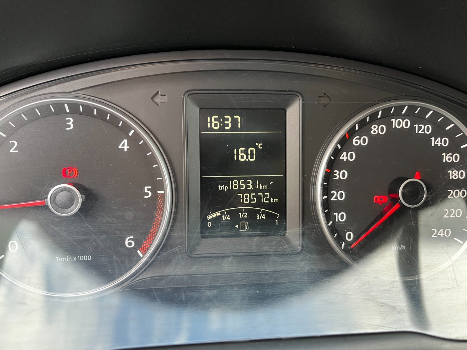 Billede af VW Transporter 2,0 TDi 84 Kassevogn kort