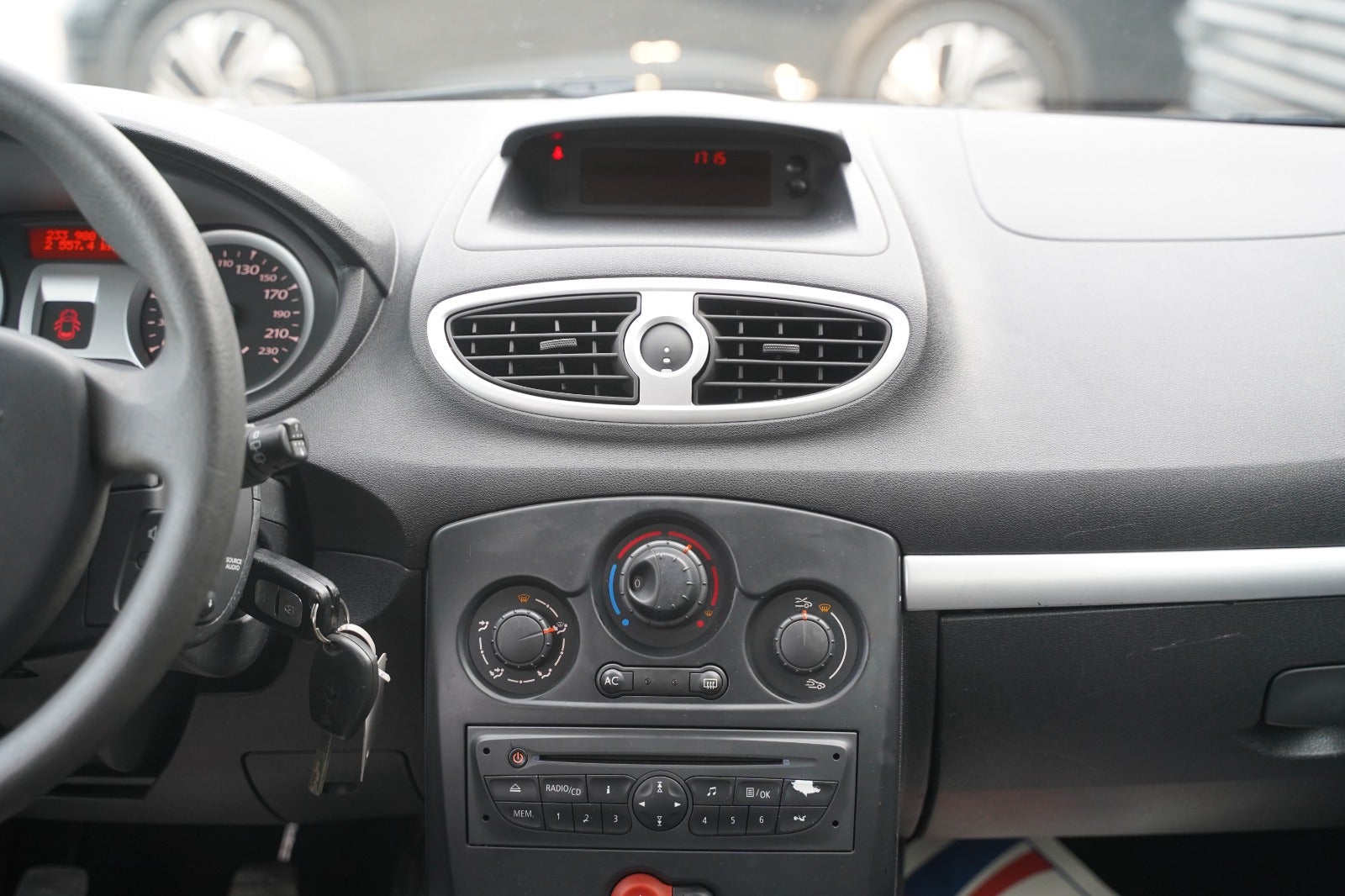 Billede af Renault Clio III 1,2 16V Authentique