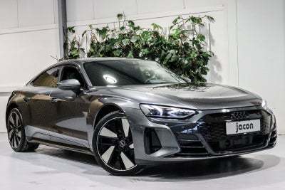 Audi e-tron GT  quattro 4d