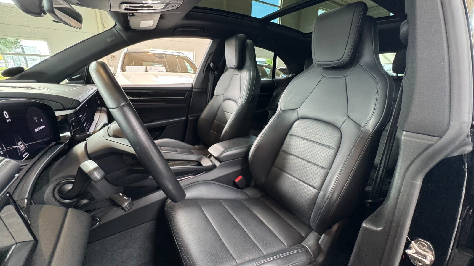 Porsche Macan 4