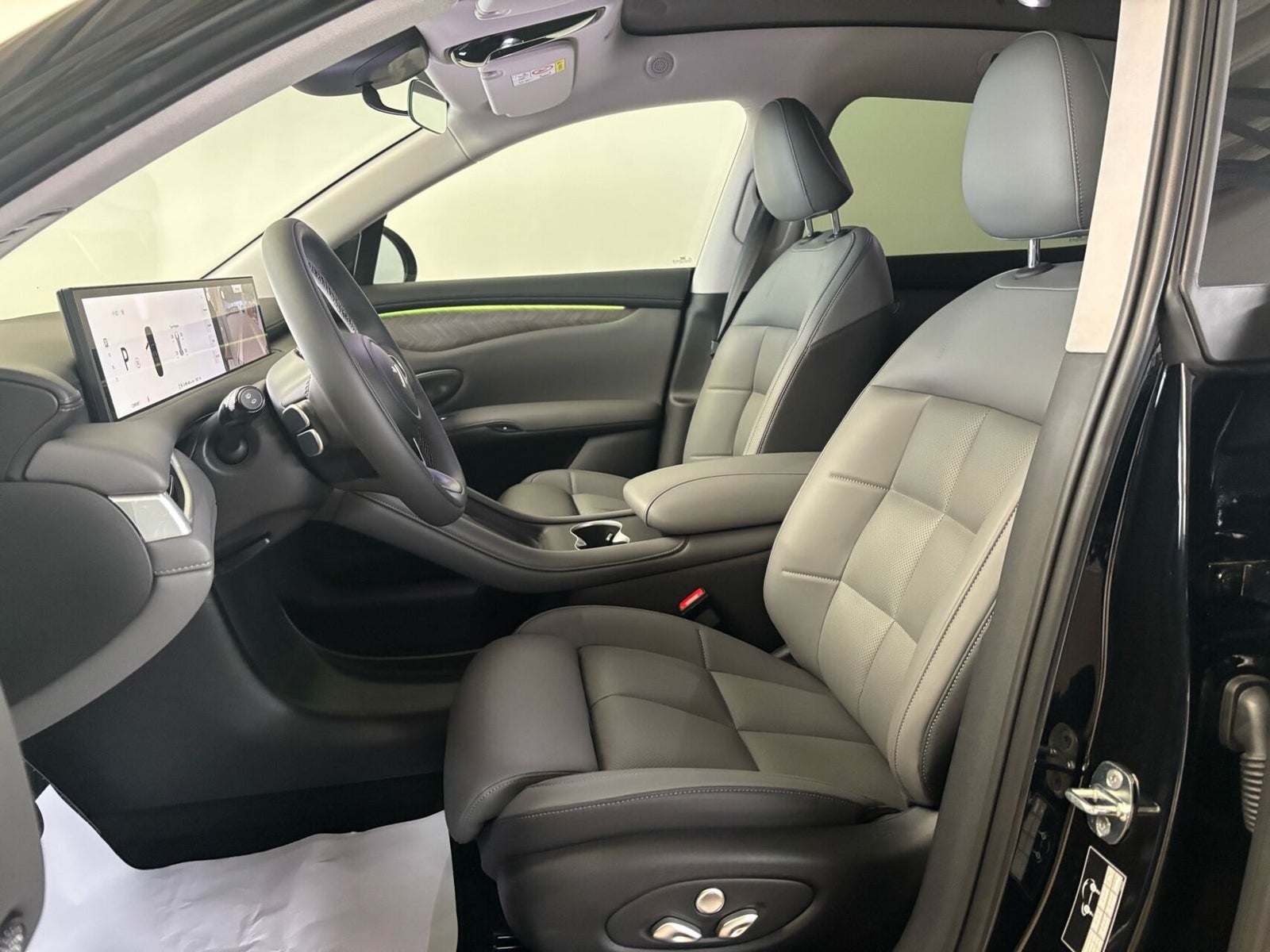 MG IM6 Performance AWD