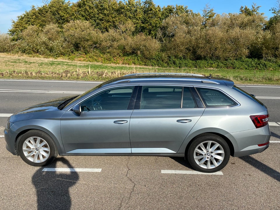 Skoda Superb, Billede 4