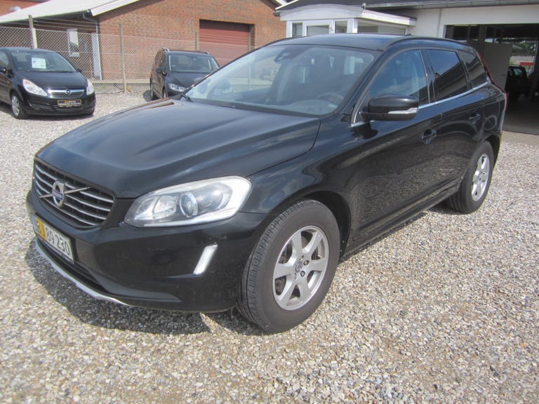 Volvo XC60 D4 181 Momentum aut. Van