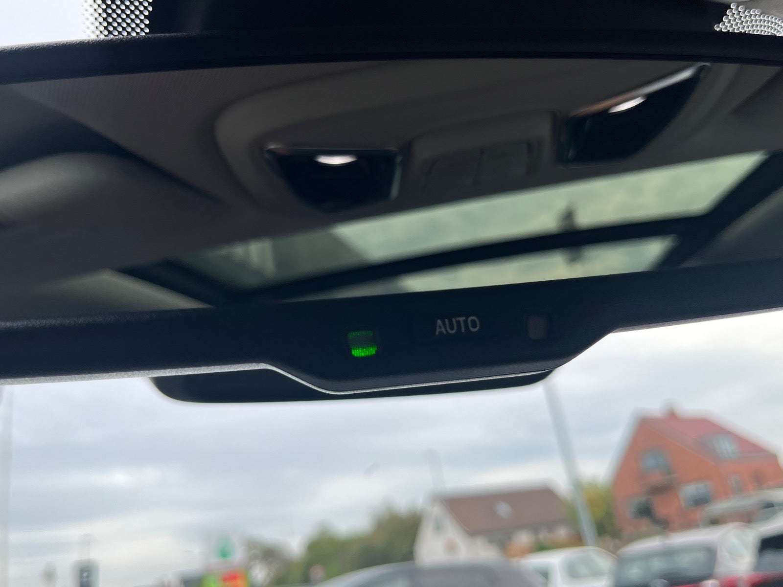 Billede af Maxus Euniq6 70 