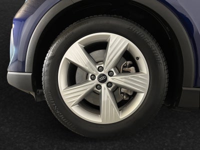 Audi Q4 e-tron 45 quattro Van