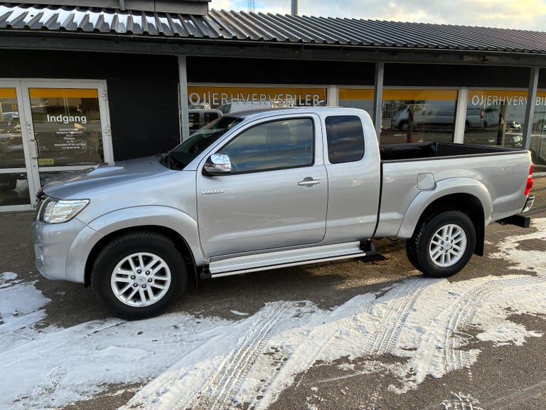 Toyota HiLux D-4D 144 Ex.Kab 4x4 T3