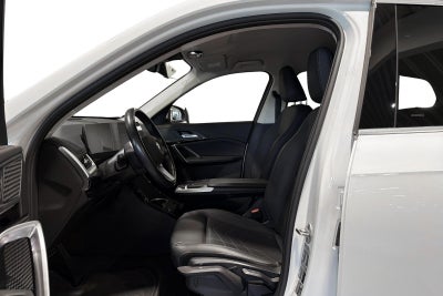 BMW iX1 xDrive30 X-Line - 4