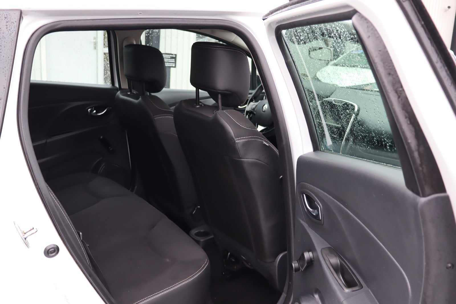 Billede af Renault Clio IV 0,9 TCe 90 Expression Sport Tourer