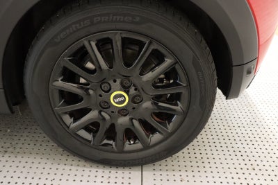MINI Cooper SE Classic Trim