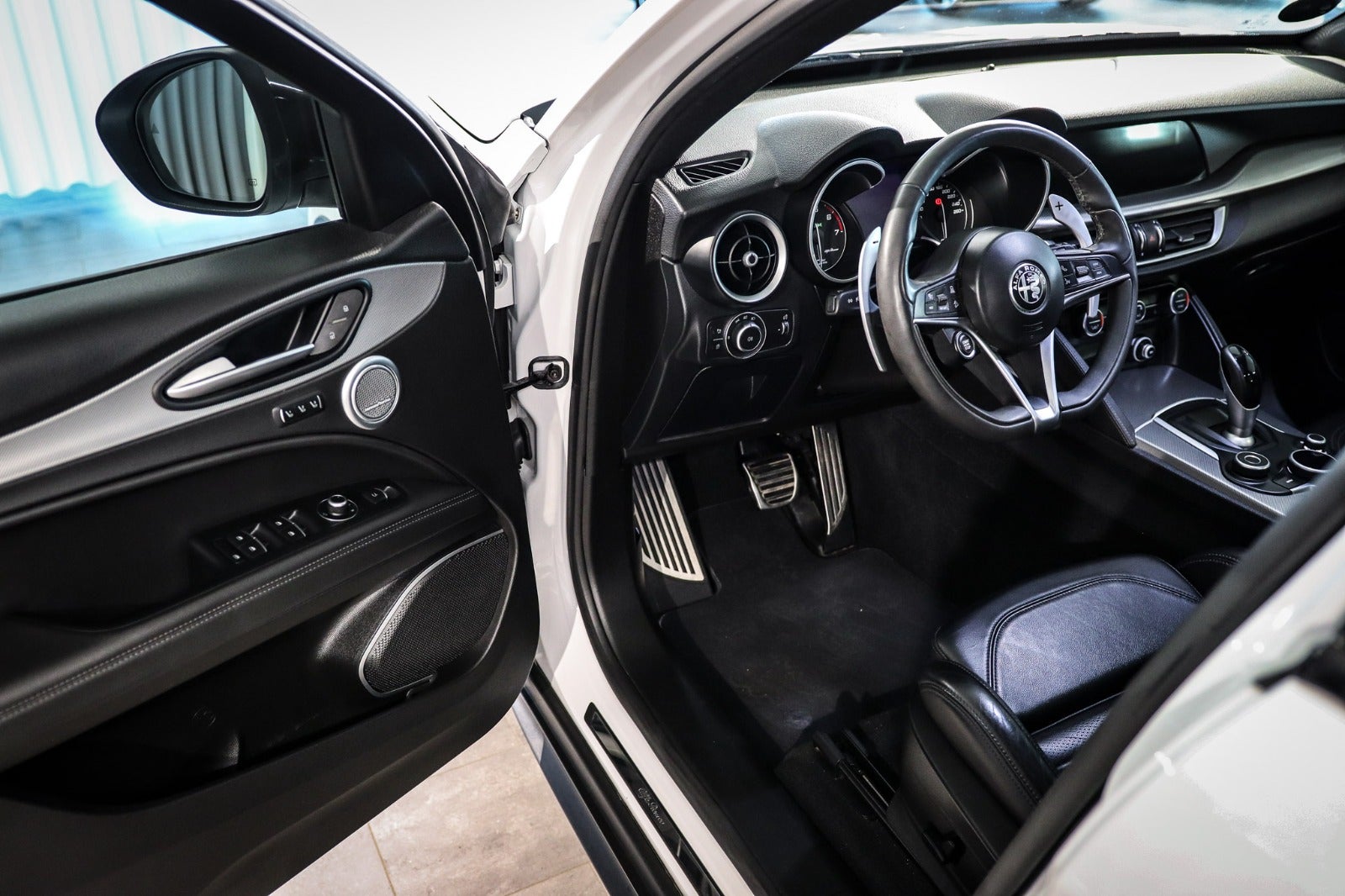 Billede af Alfa Romeo Stelvio 2,0 T 280 B-Tech aut. Q4