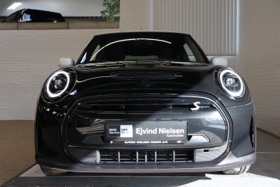 MINI Cooper SE Essential