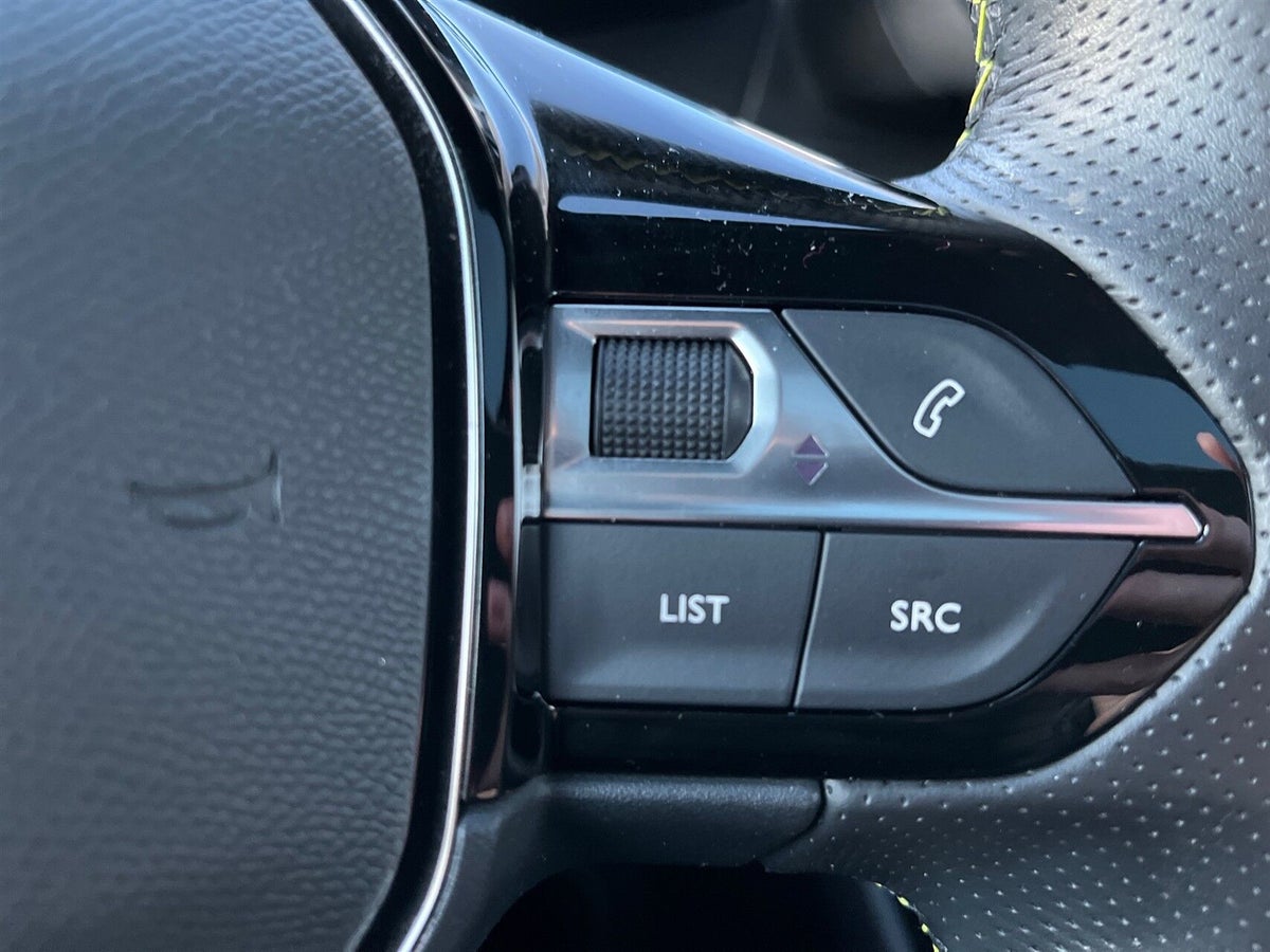 Peugeot e-2008 GT Sky billede 18