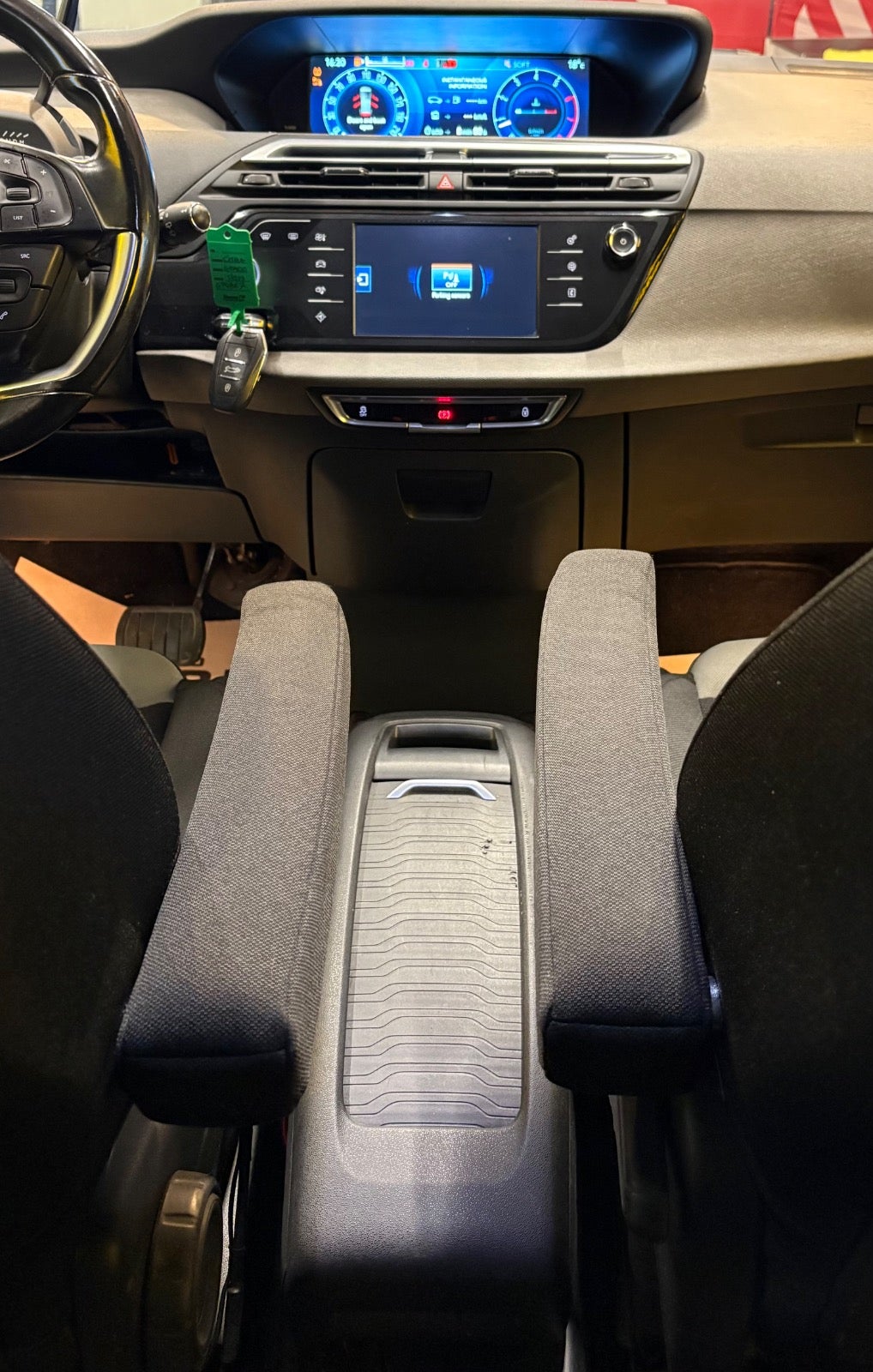 Billede af Citroën Grand C4 Picasso 1,6 THP 165 Intensive EAT6 7prs