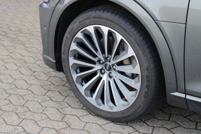 Audi e-tron S-line Sportback quattro