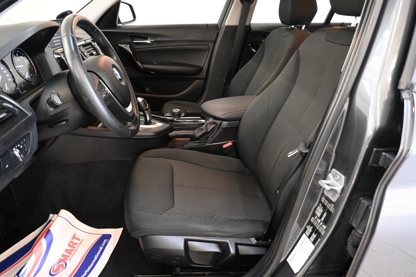 BMW 120i Connected aut.