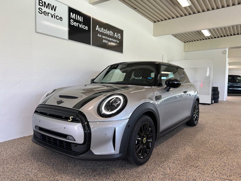 MINI Cooper SE Classic Trim