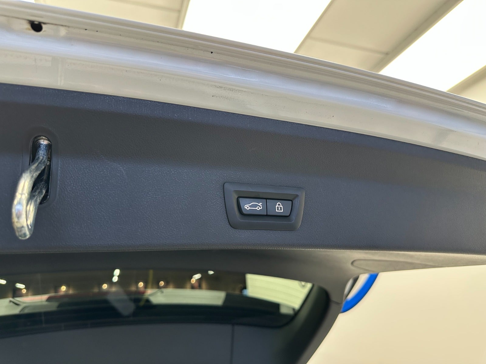 Billede af BMW iX3  Charged Impressive