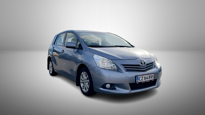 Toyota Verso 2011