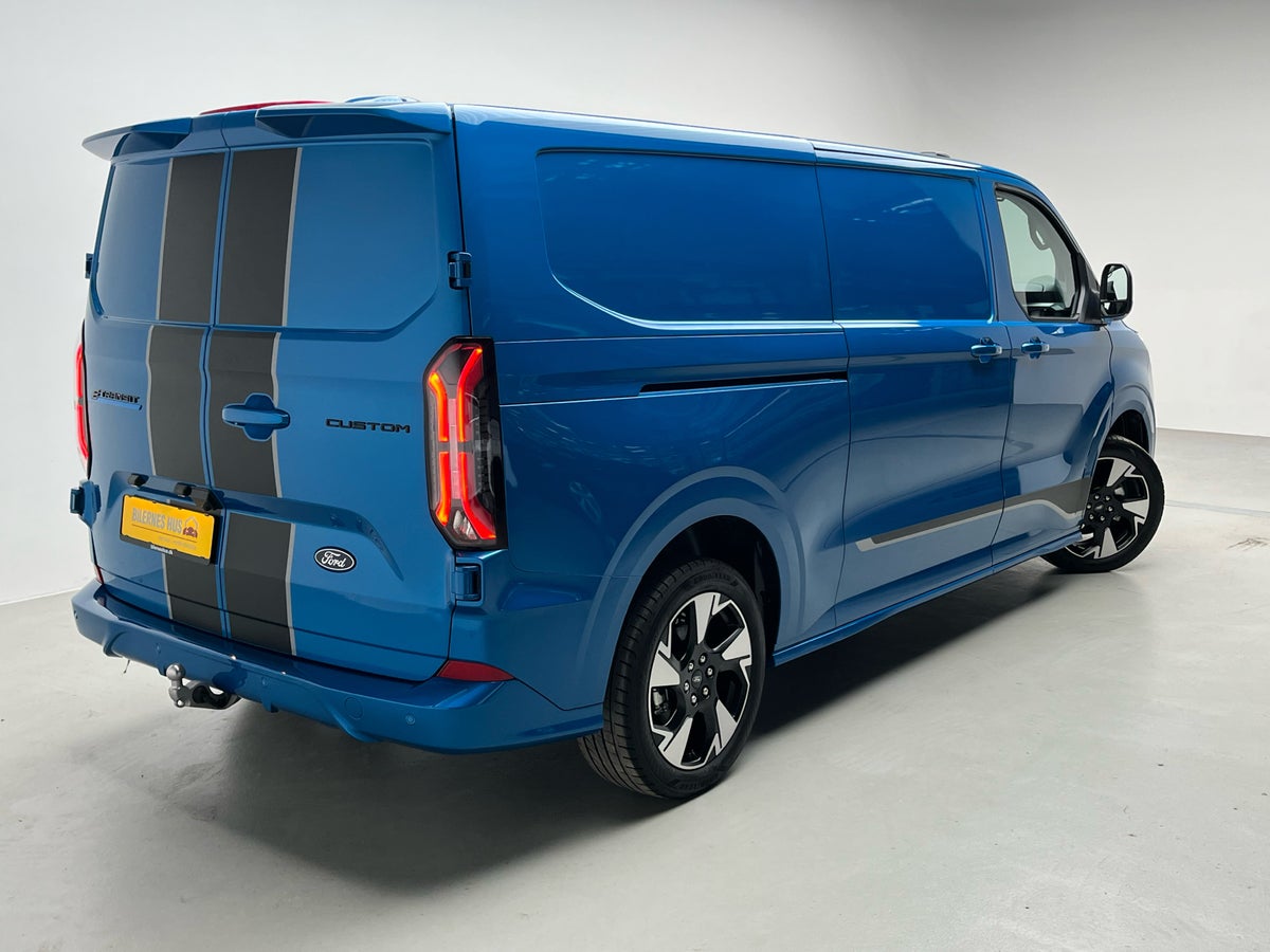 Ford E-Transit Custom 340L Sport billede 2