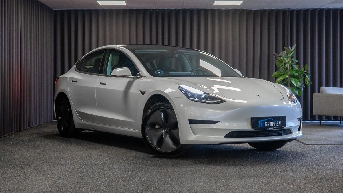Billede af Tesla Model 3  Standard Range+ RWD