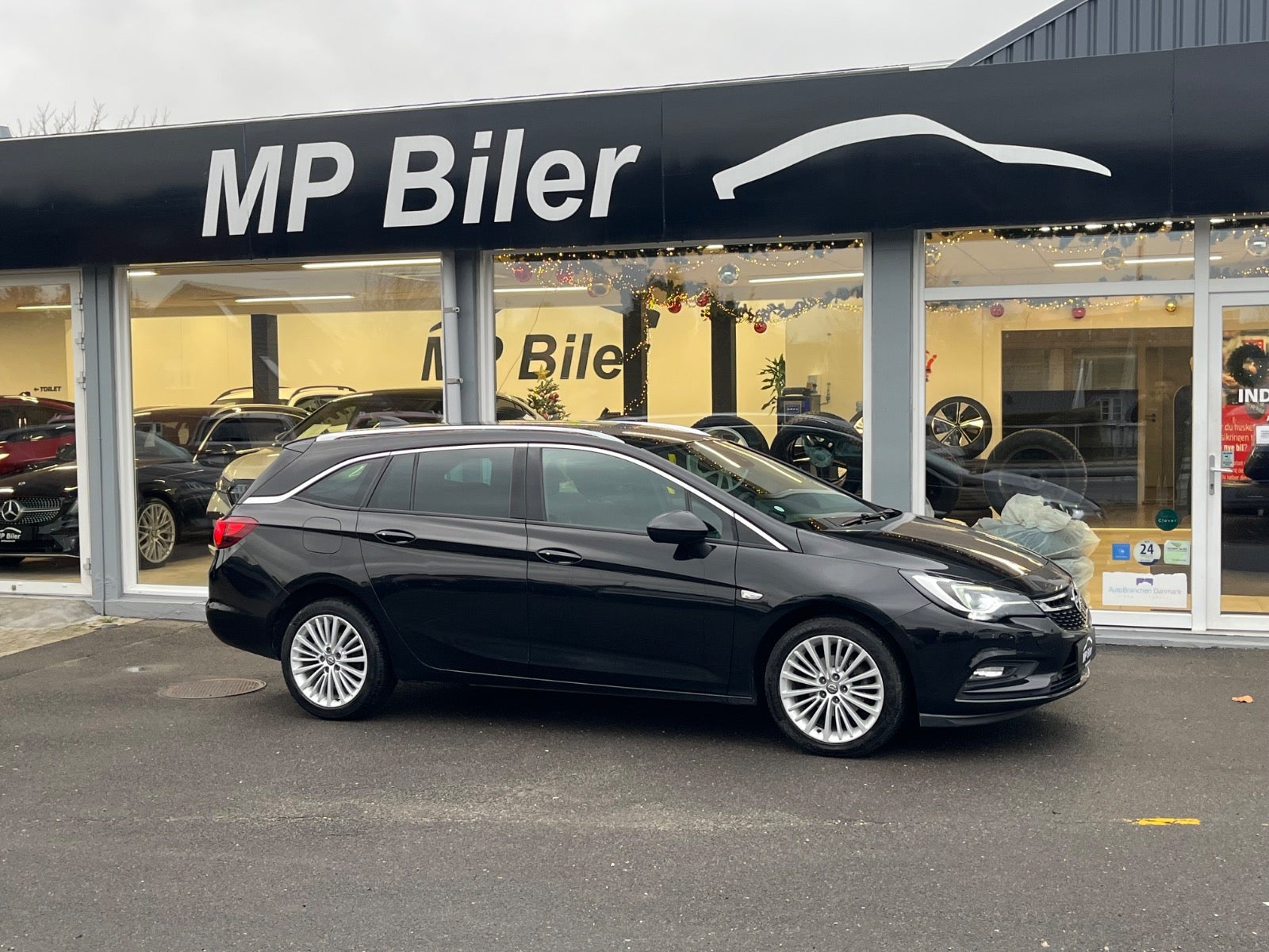 Billede af Opel Astra 1,4 T 150 Dynamic Sports Tourer aut.