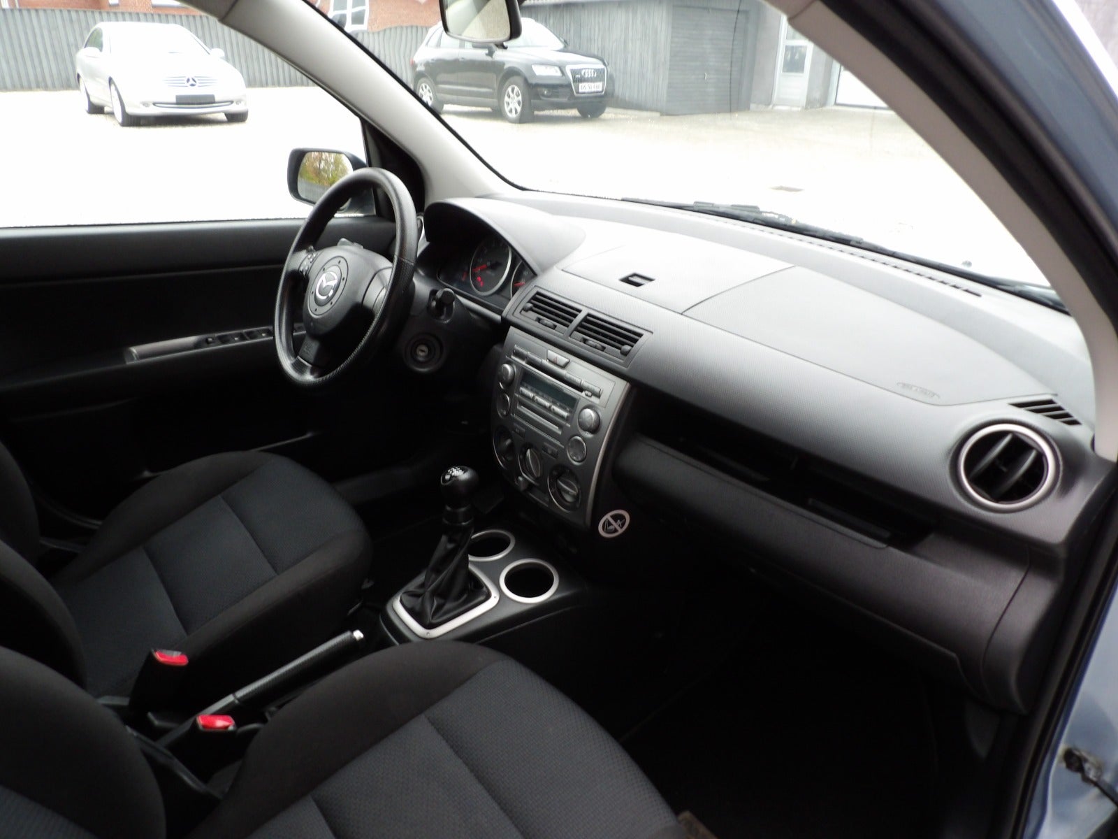 Mazda 2 2006