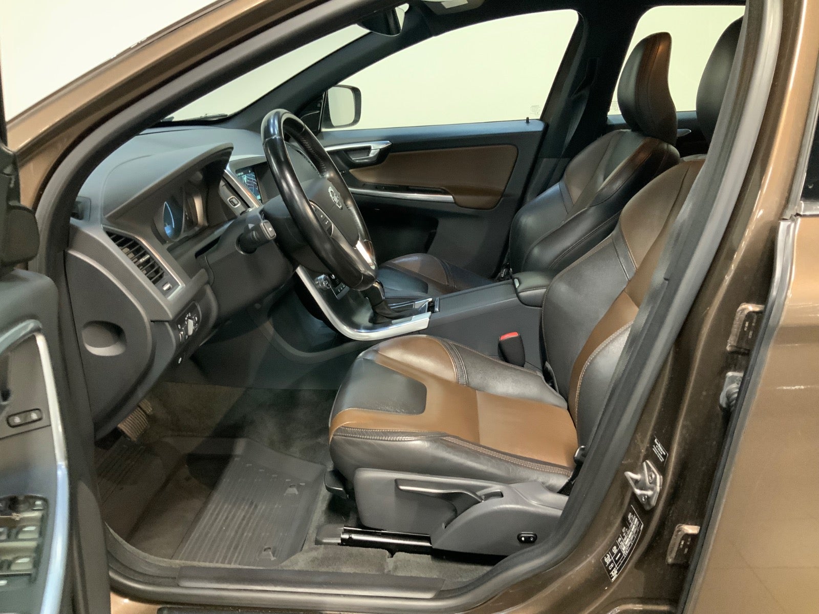 Volvo XC60 (8/8)