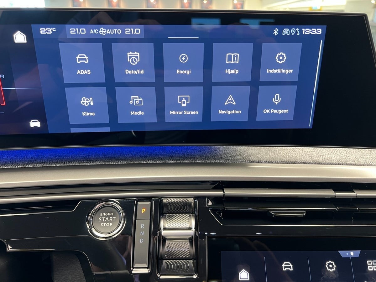 Billede af Peugeot e-3008 77 Allure