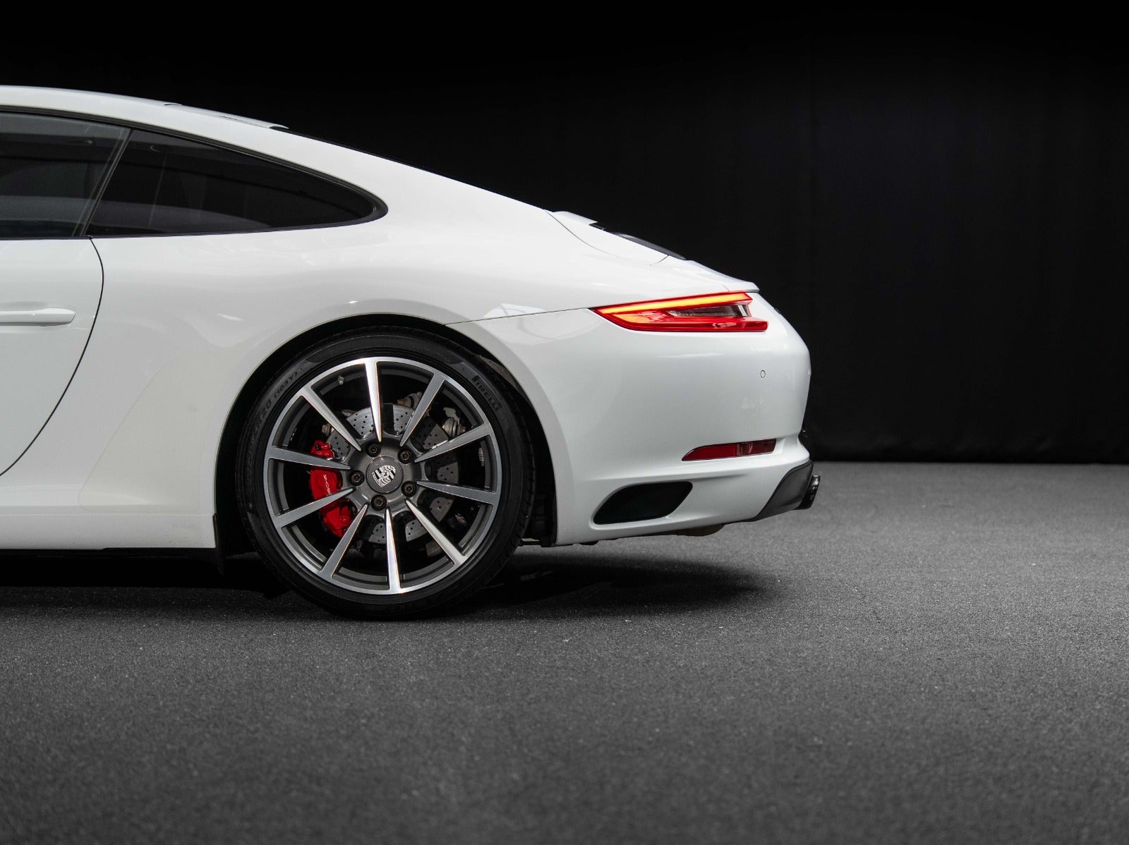 Gallery image 5 of 19