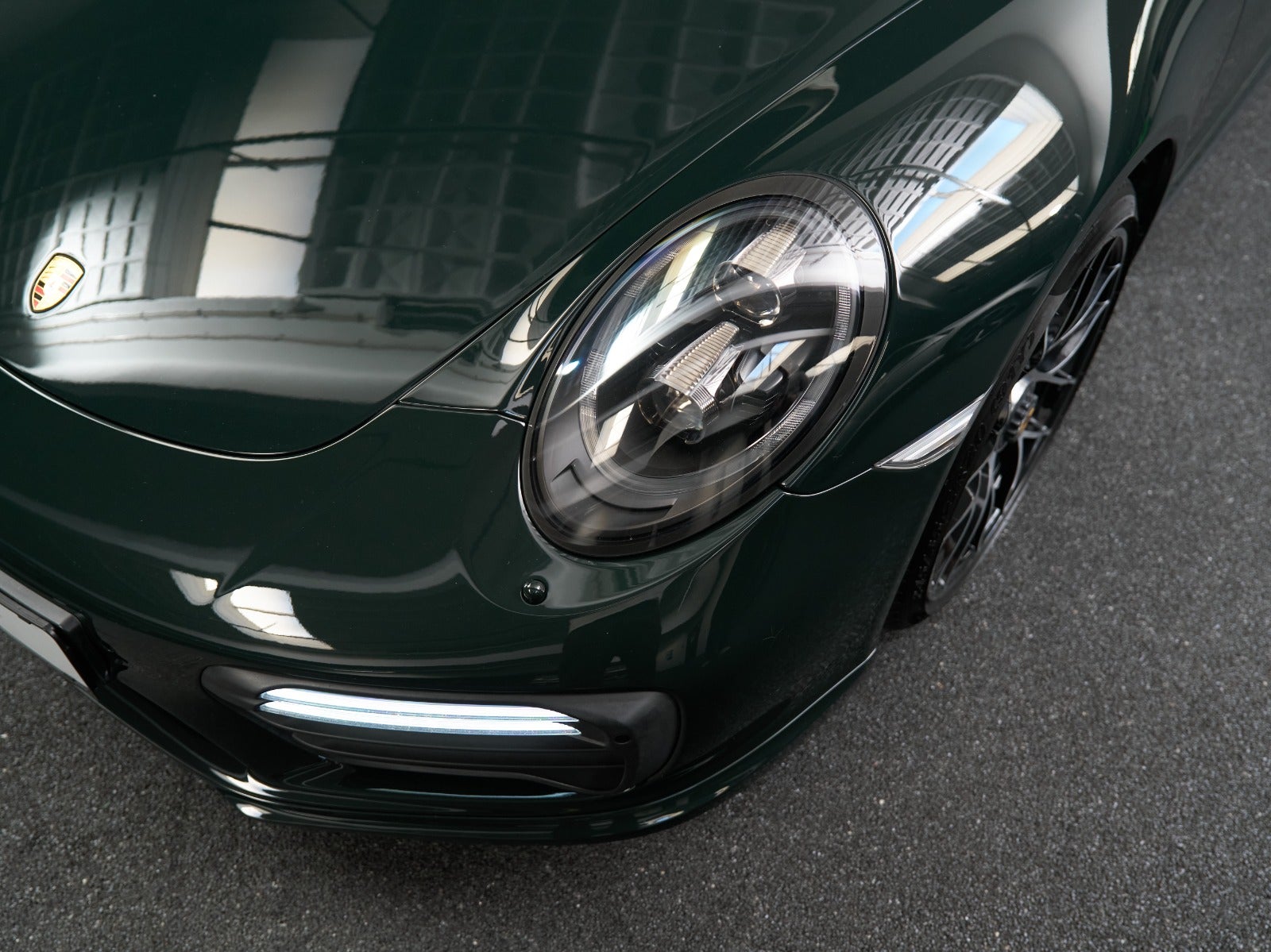 Gallery image 6 of 18