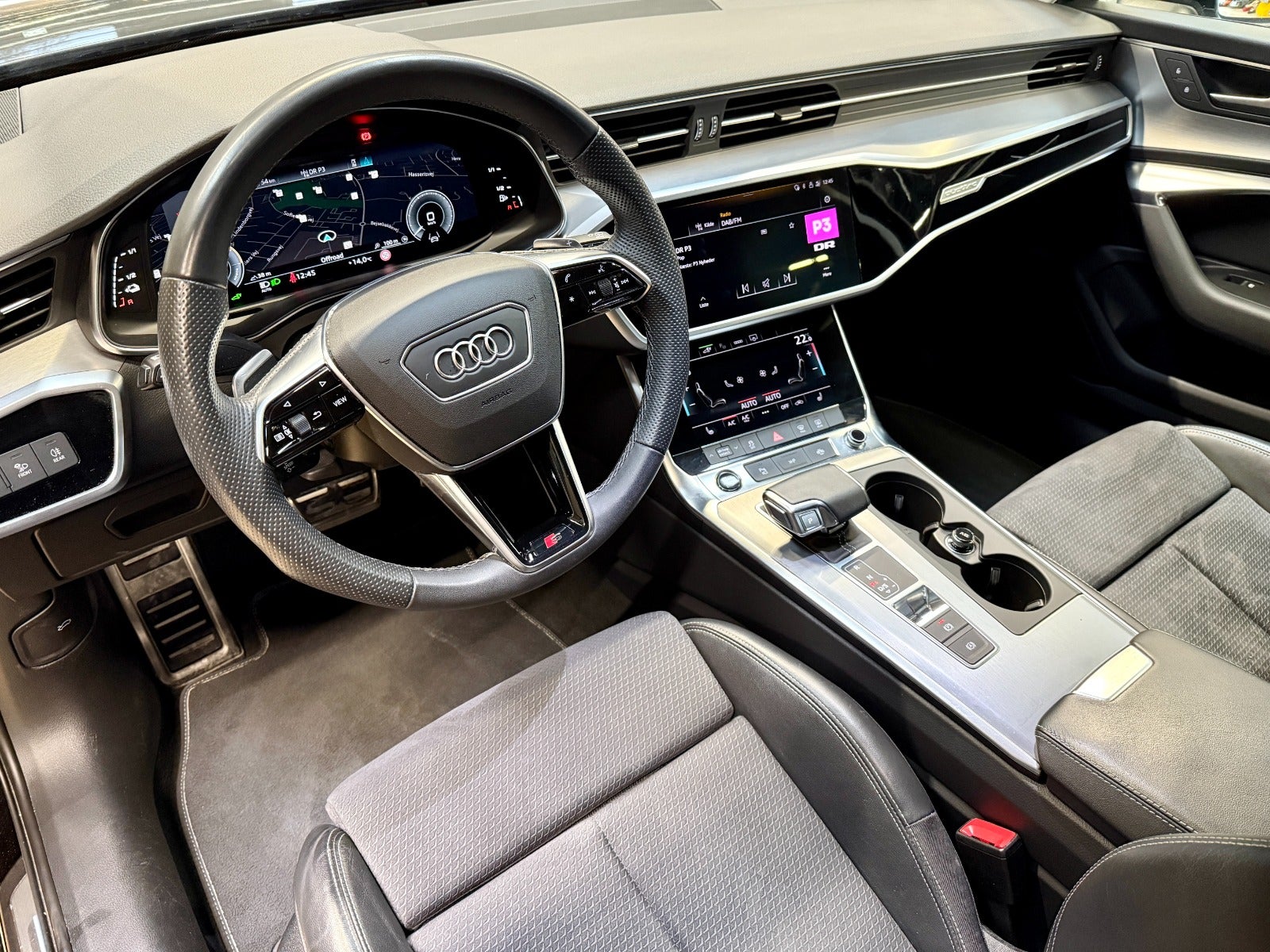 Billede af Audi A6 55 TFSi e Sport Prestige Avant quattro S-tr.