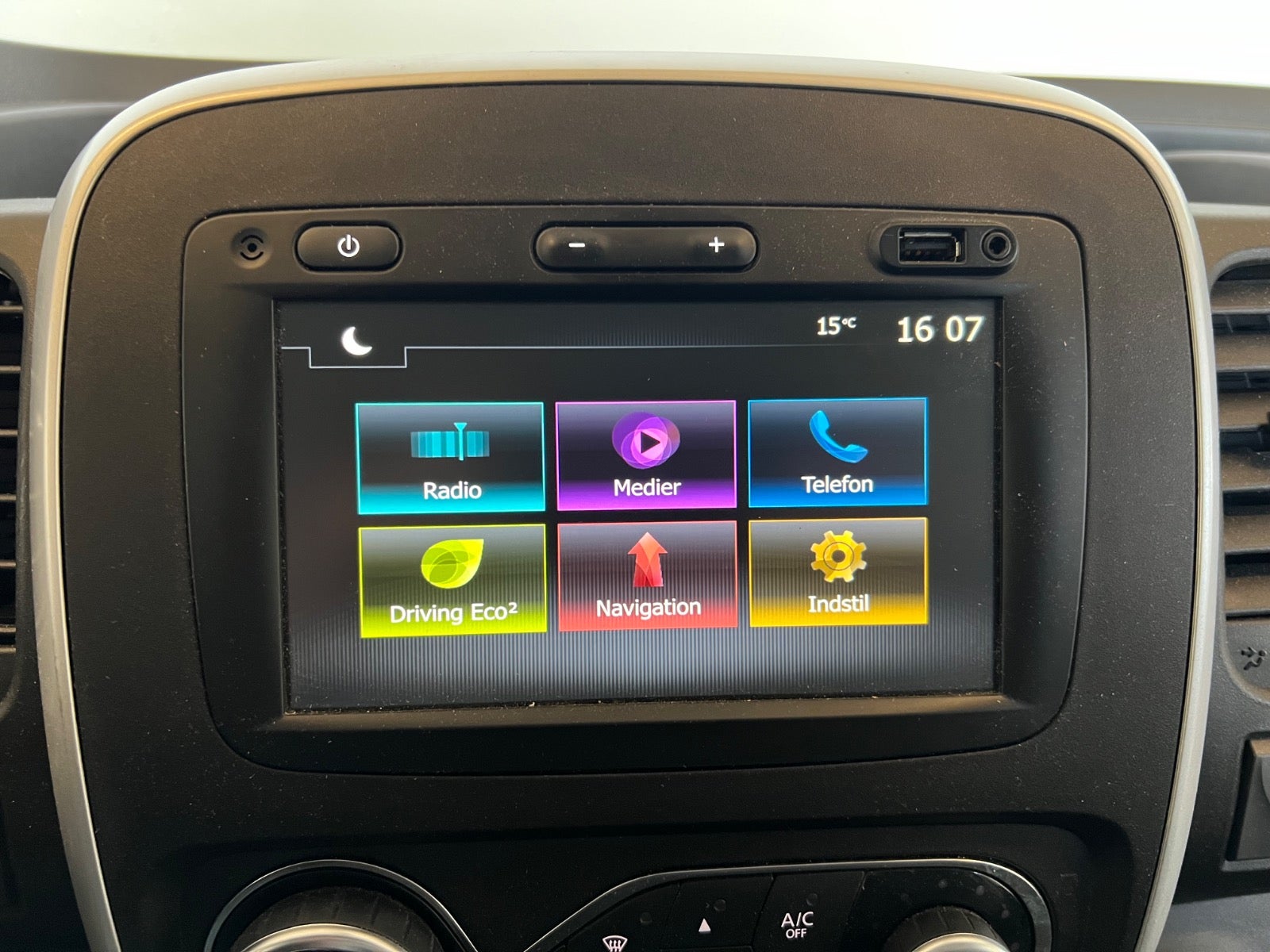 Renault Trafic T29 dCi 145 L2H1 EDC
