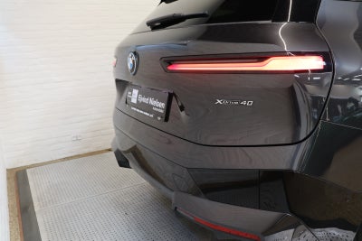 BMW iX xDrive40 Fully Charged